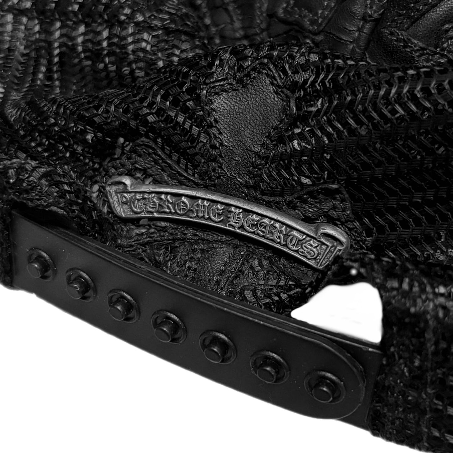 CHROME HEARTS CEMETERY CROSS TRACKER CAP