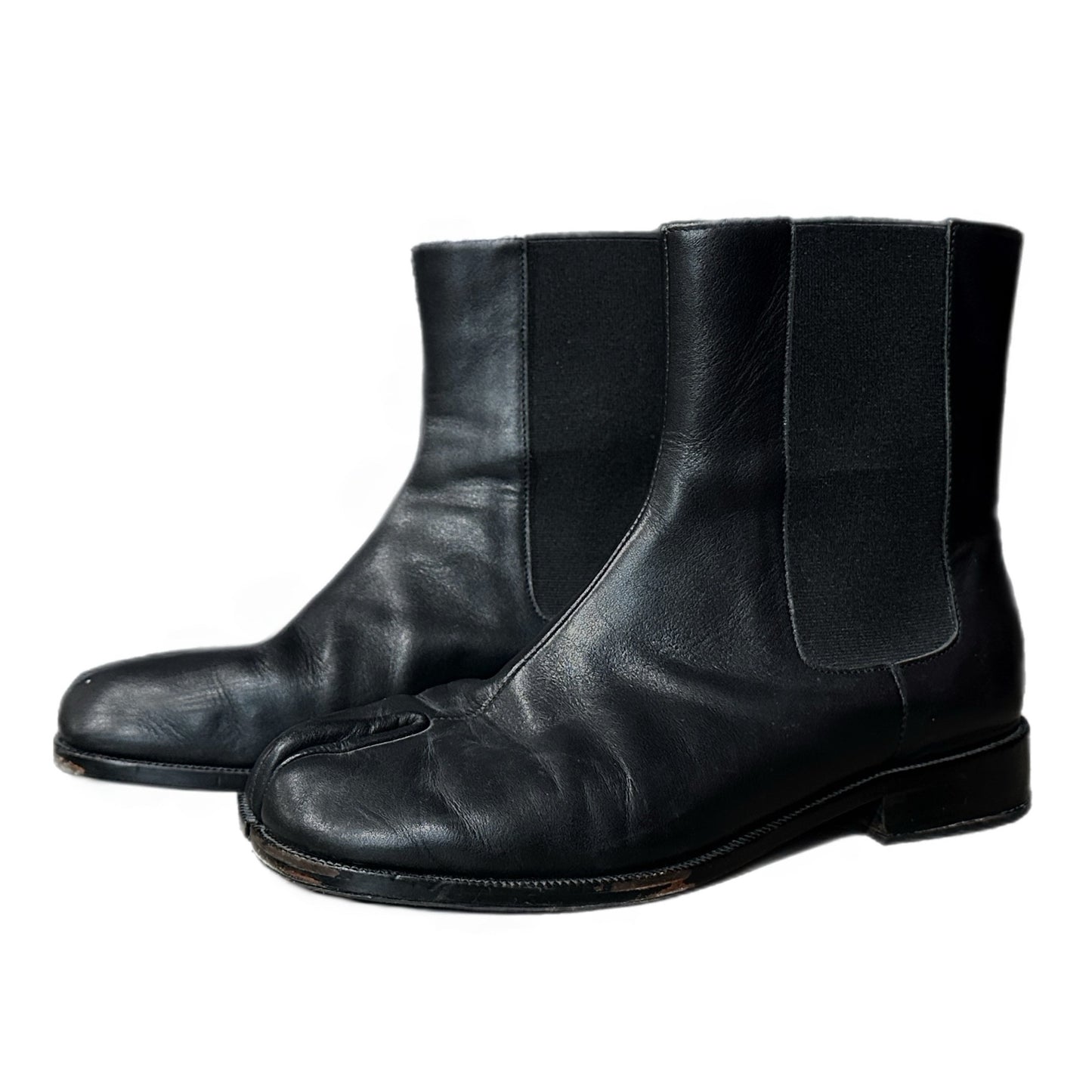 MAISON MARGIELA TABI CHELSEA BOOTS